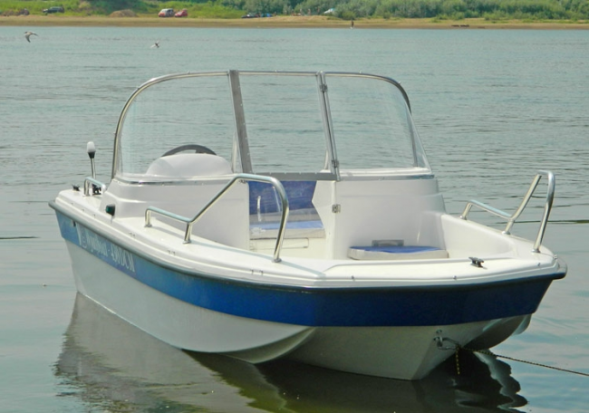 Wyatboat-430DCM (тримаран)